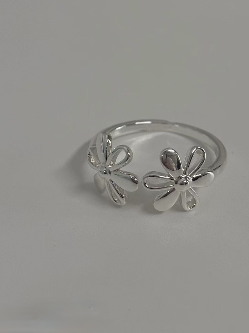 dual flower ring