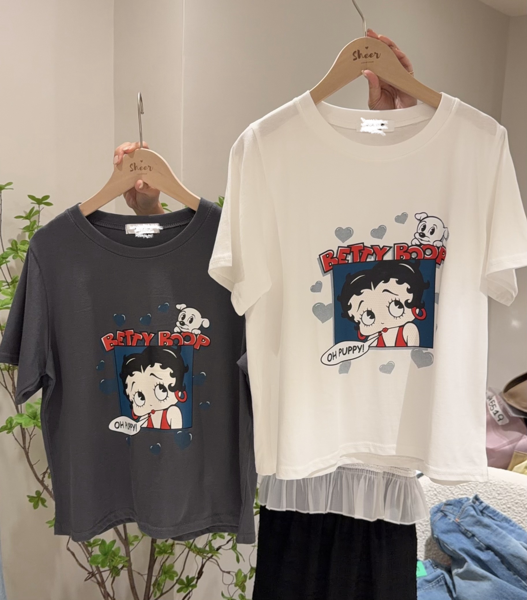 Betty Tee