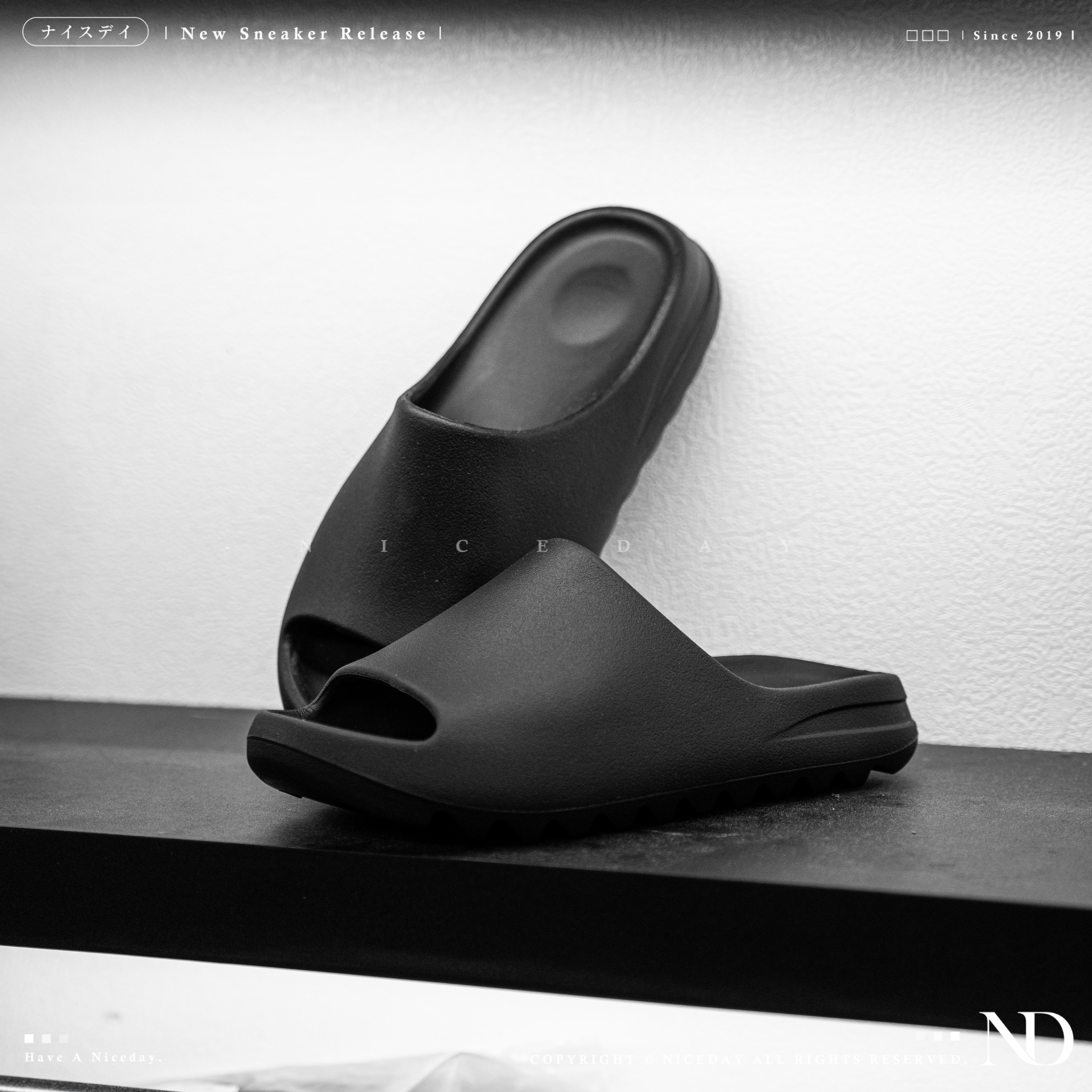 NICEDAY 代購 YEEZY 肯爺 拖鞋 踩屎感 黑色 舒適 ys01