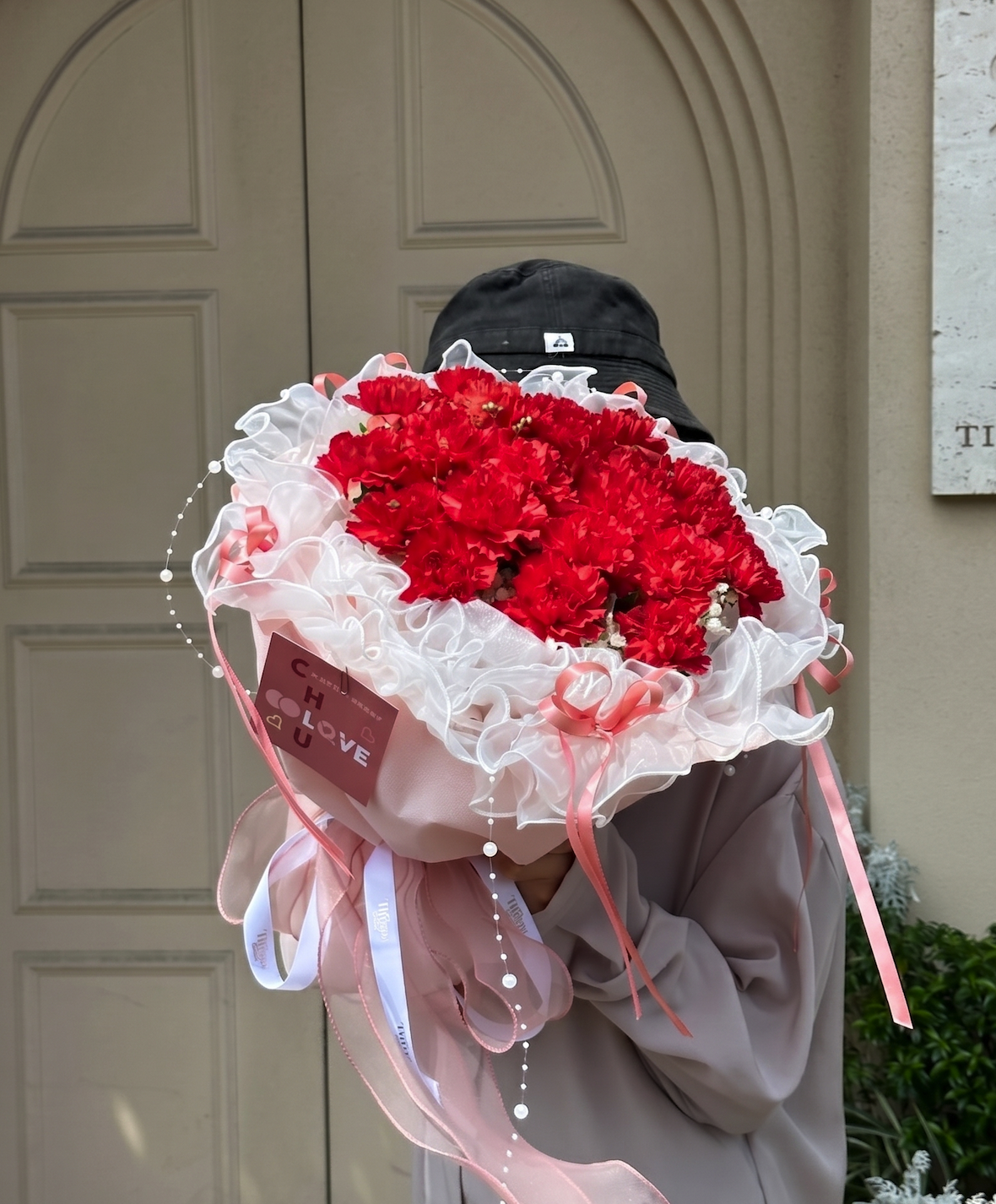 Carnation Cake Dream – A Bouquet Everyone Will Envy