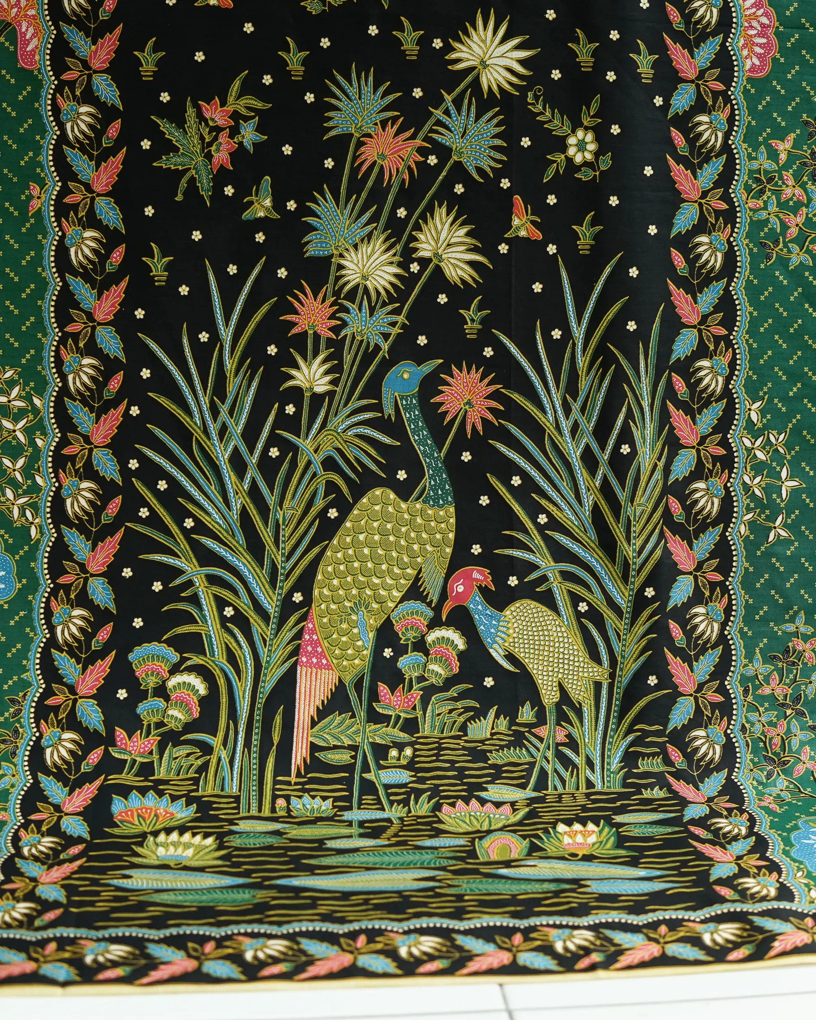 Batik｜New Sarong Batik - Crane｜Indonesia