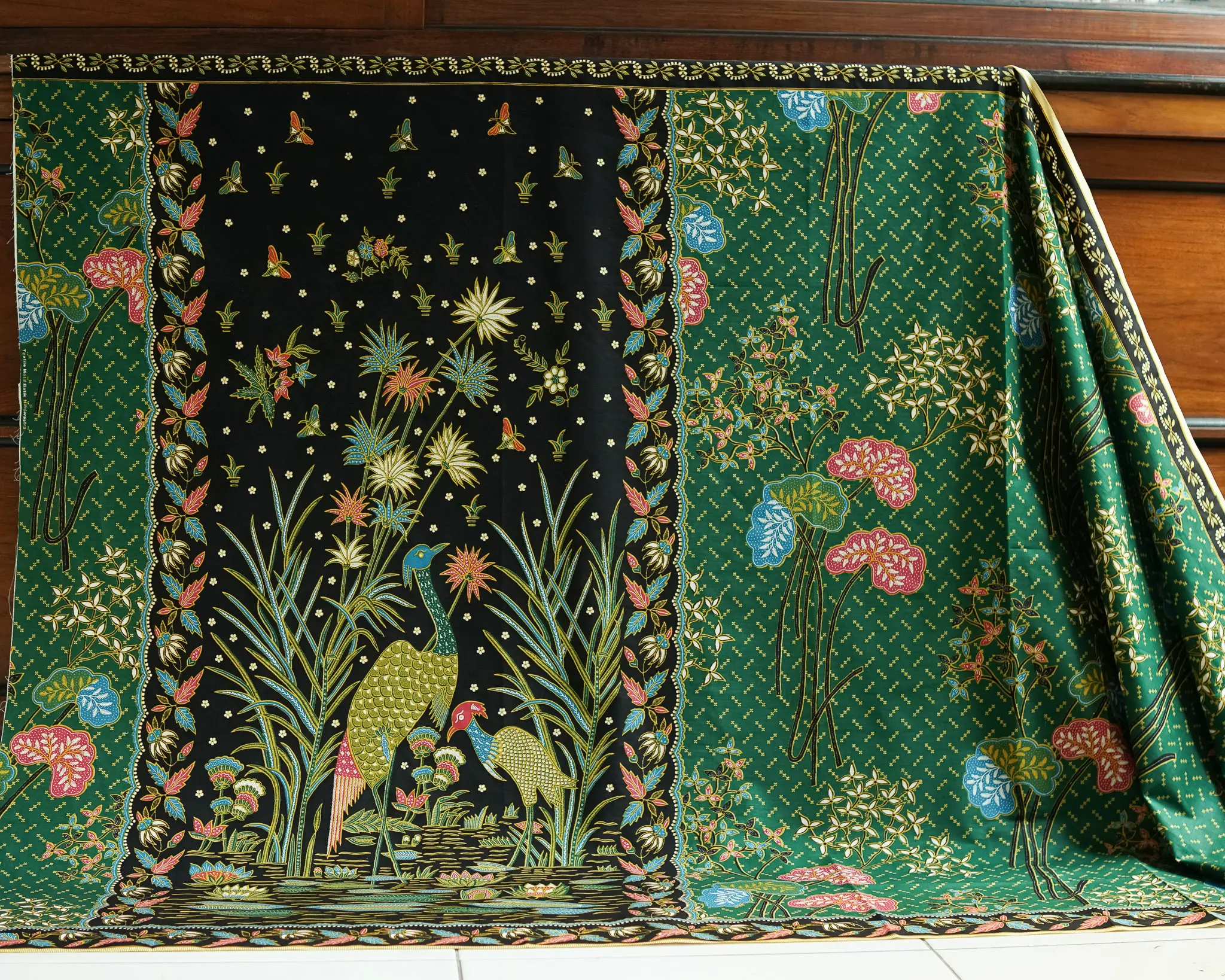 Batik｜New Sarong Batik - Crane｜Indonesia