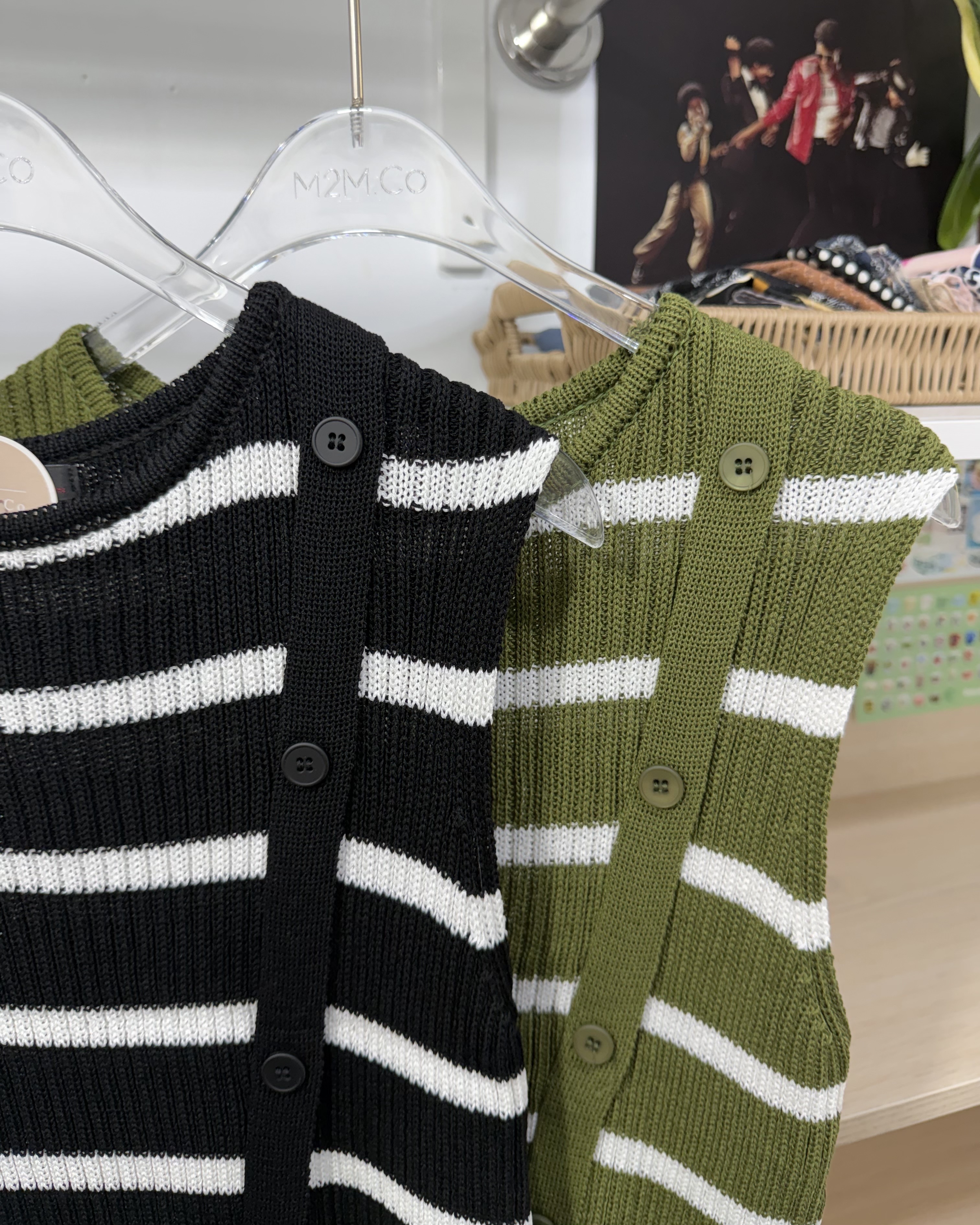 5月新品♥線料鈕扣設計Top[有彈性]