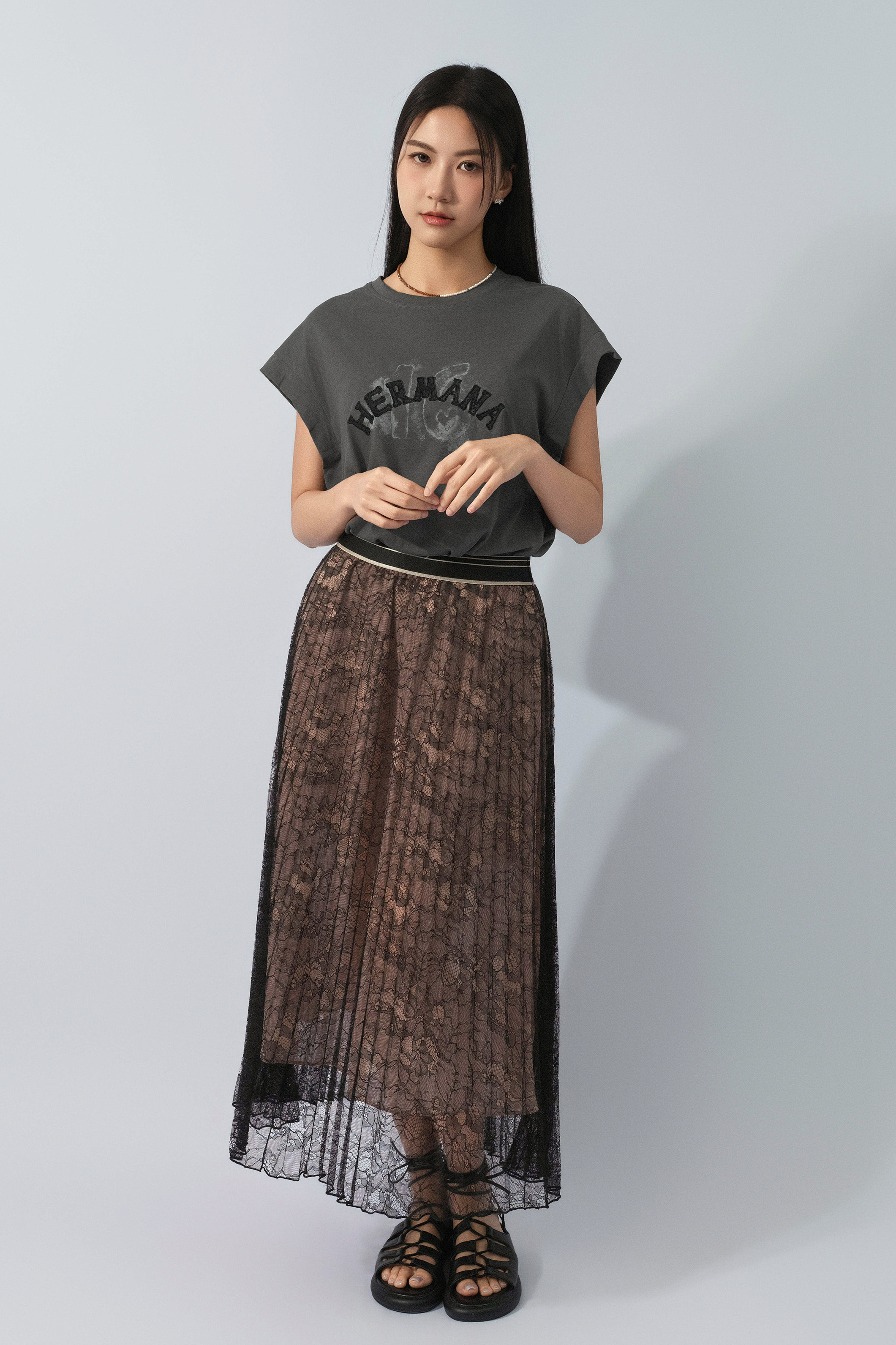 SS26_0159（Tee＋半截裙）
