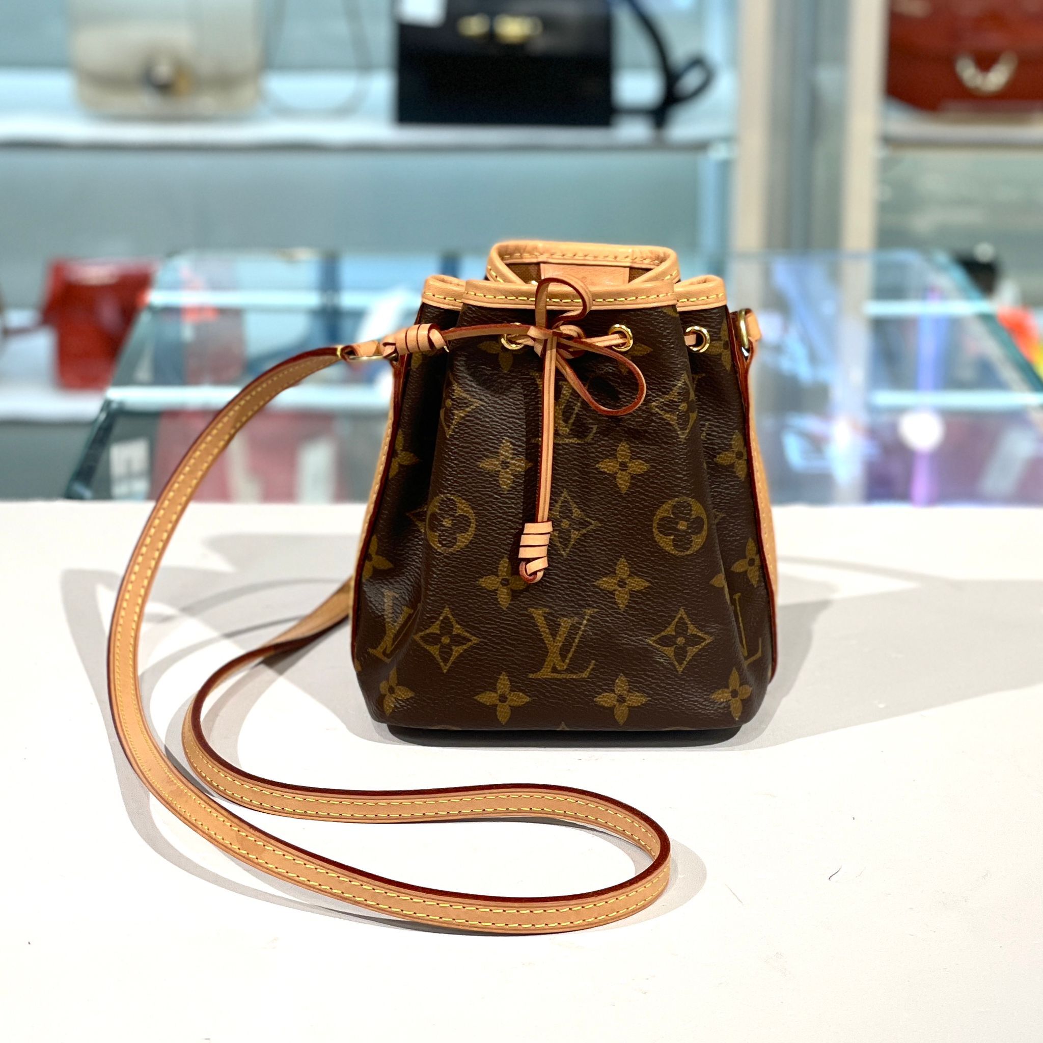 98%NEW二手 LV M41346,NANO NOE,MONOGRAM,MINI水桶袋 #香榭站正品