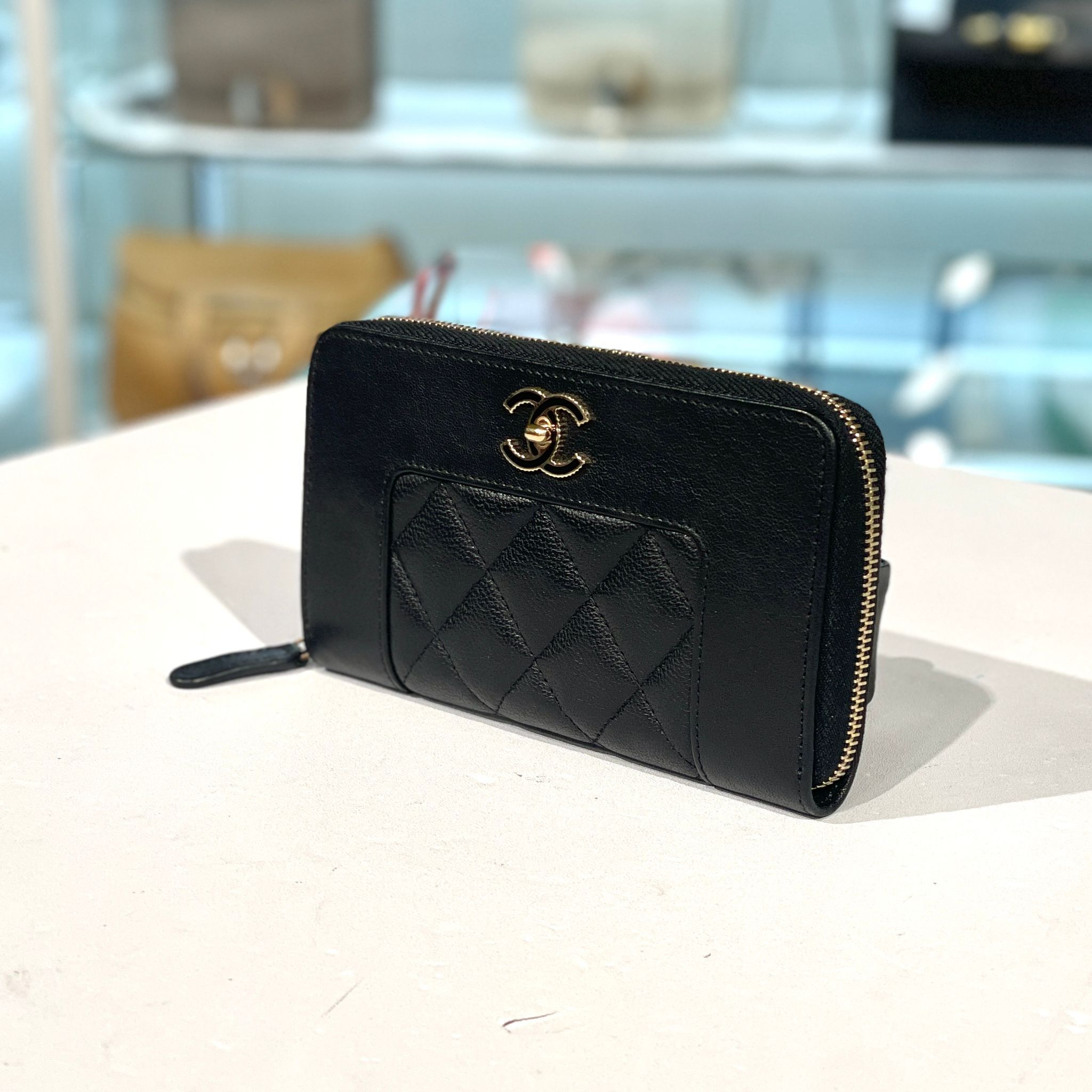 95%NEW 二手 CHANEL 中型銀包 黑色荔枝皮 黑金琺瑯扣 CHANEL WALLET #香榭站正品