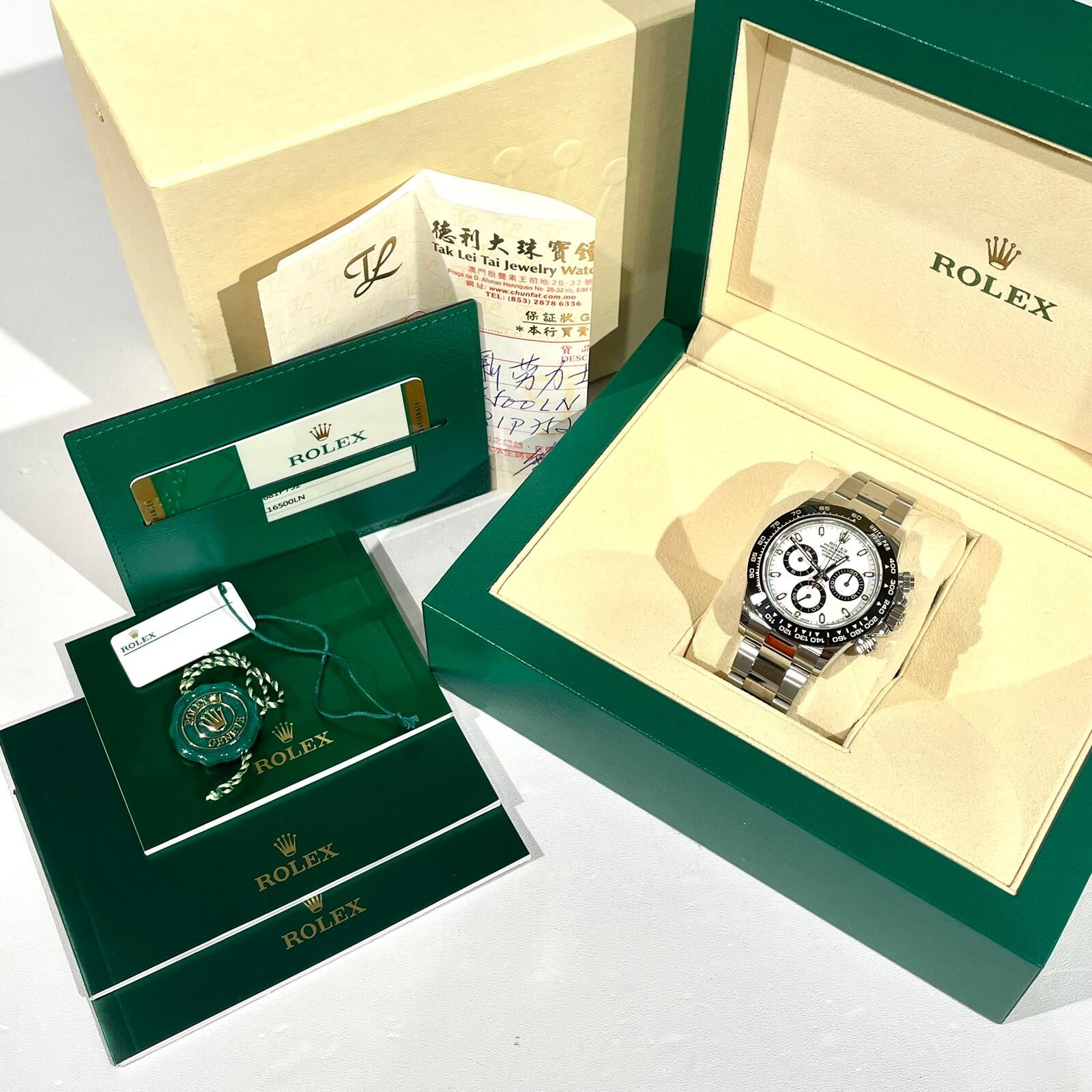 Display➡️全新ROLEX COSMOGRAPH DAYTONA 40MM 116500 #勞力士黑白熊貓 #BRAND NEW #香榭站正品