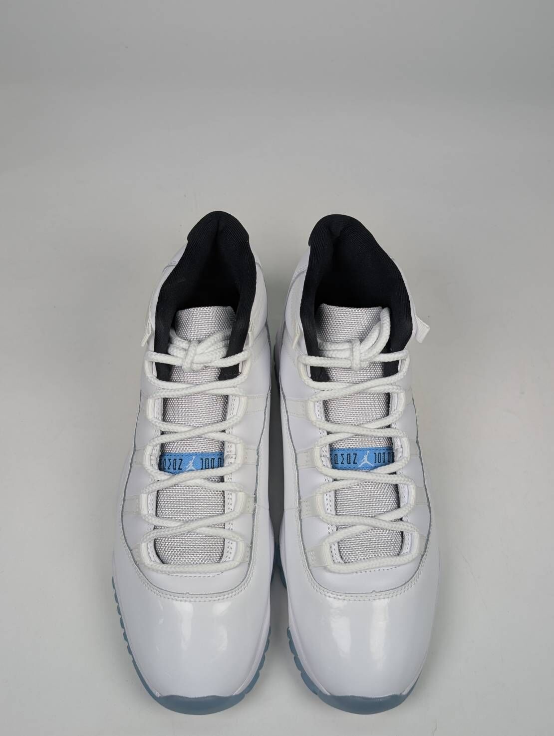 微瑕疵-左右腳中底鞋底微泛黃左腳外側破皮 CT8012-104 M11 Air Jordan 11 "Legend Blue" 傳奇藍 男鞋