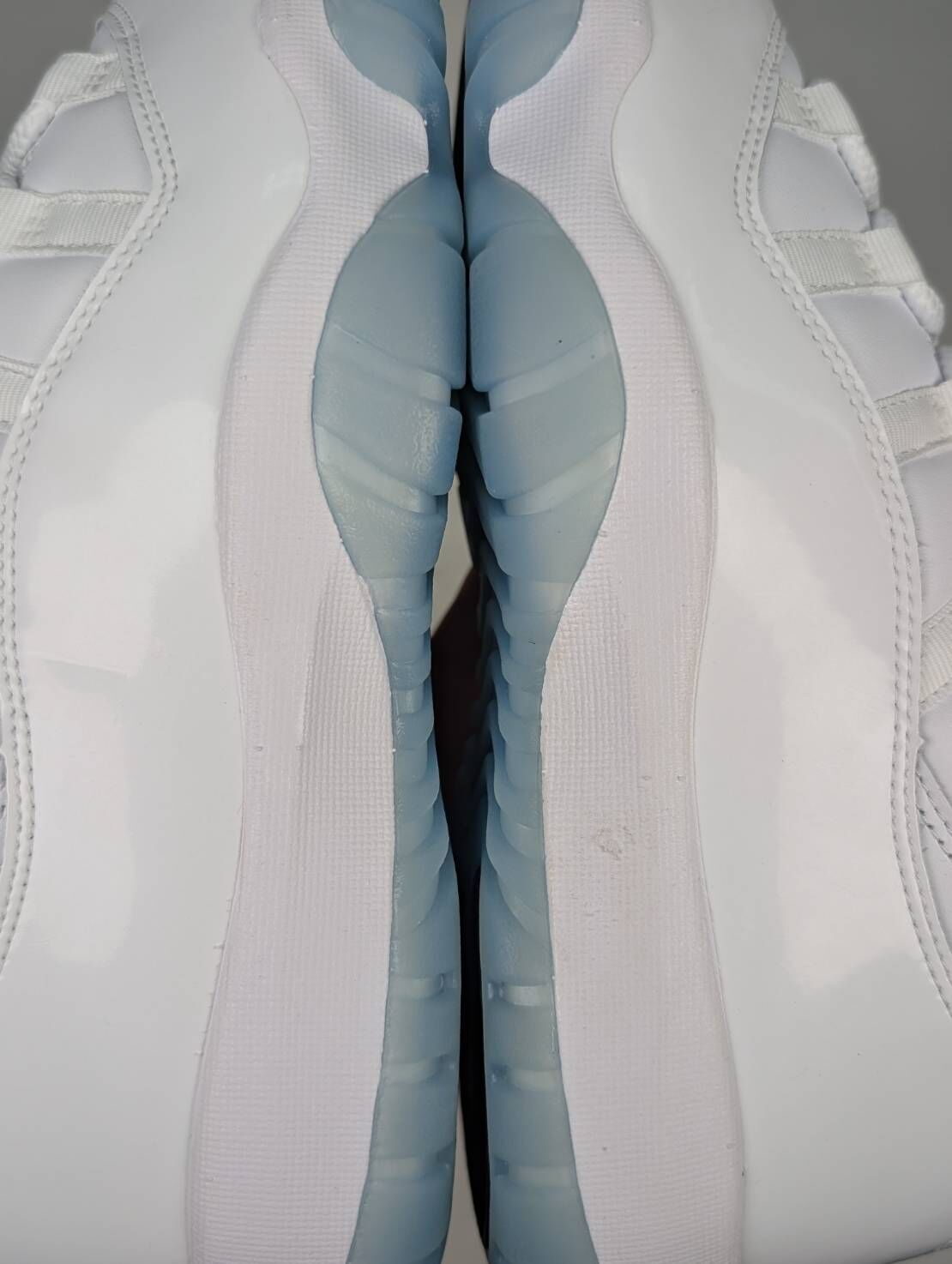 微瑕疵-左右腳中底鞋底微泛黃左腳外側破皮 CT8012-104 M11 Air Jordan 11 "Legend Blue" 傳奇藍 男鞋