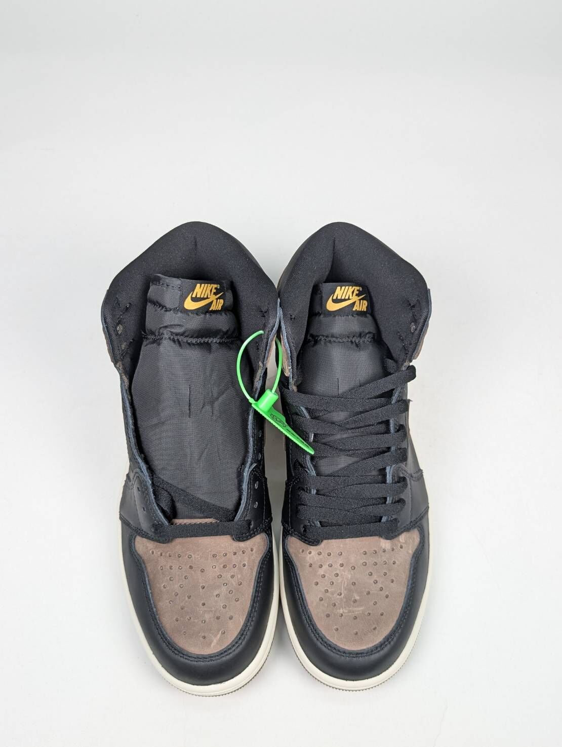 微瑕疵-右腳後跟刮傷 DZ5485-020 M9 Air Jordan 1 Retro High OG " Palomino ” 黑摩卡 深棕 男鞋