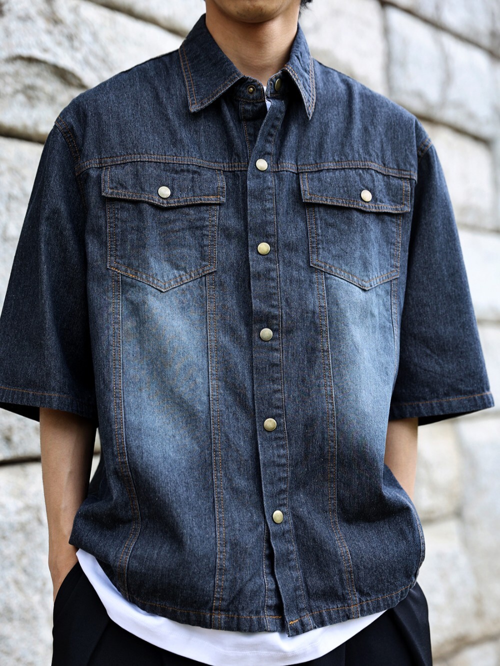 Washed denim short-sleeved shirt