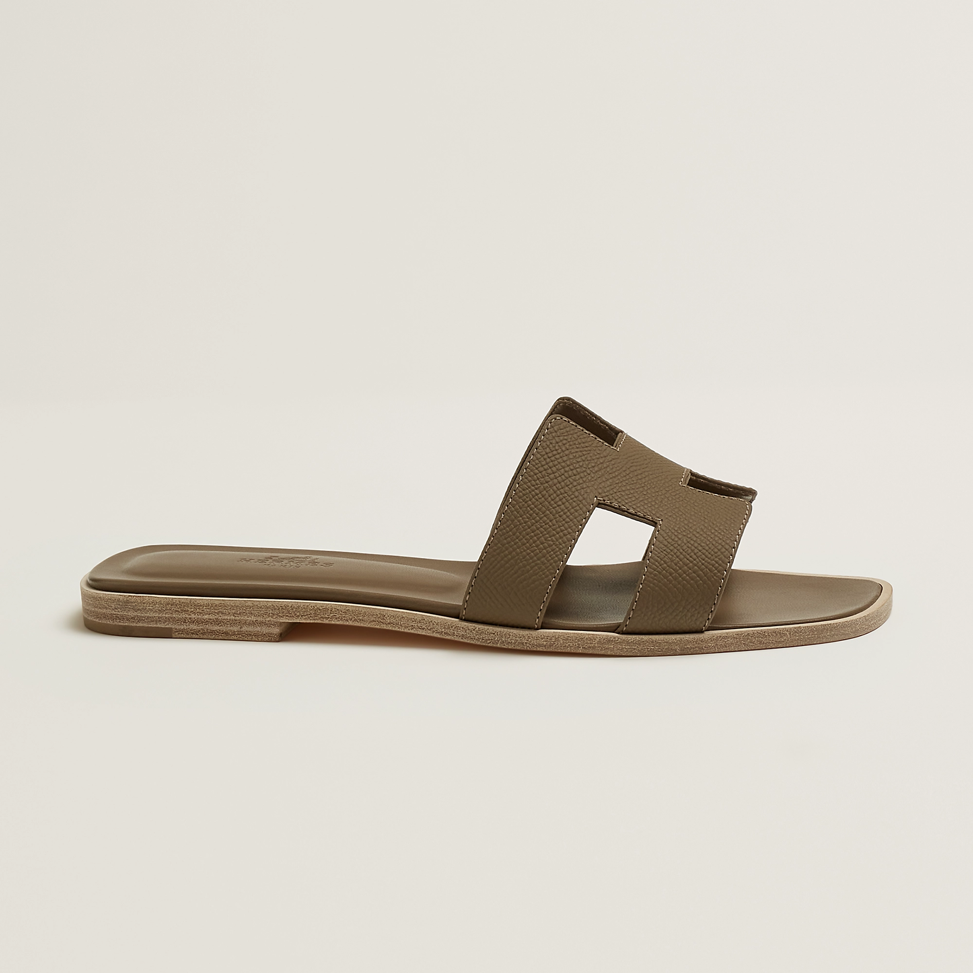 Hermes Oran etoupe  sandals  大象灰 平底拖鞋