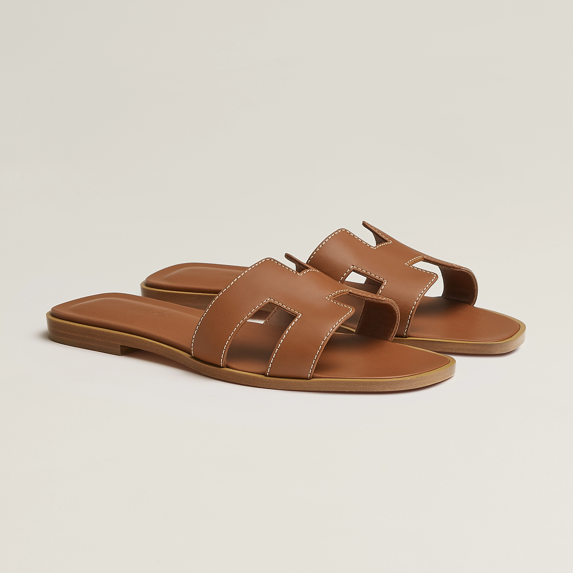 Hermes Oran SANDALS GOLD 金棕色 平地拖鞋