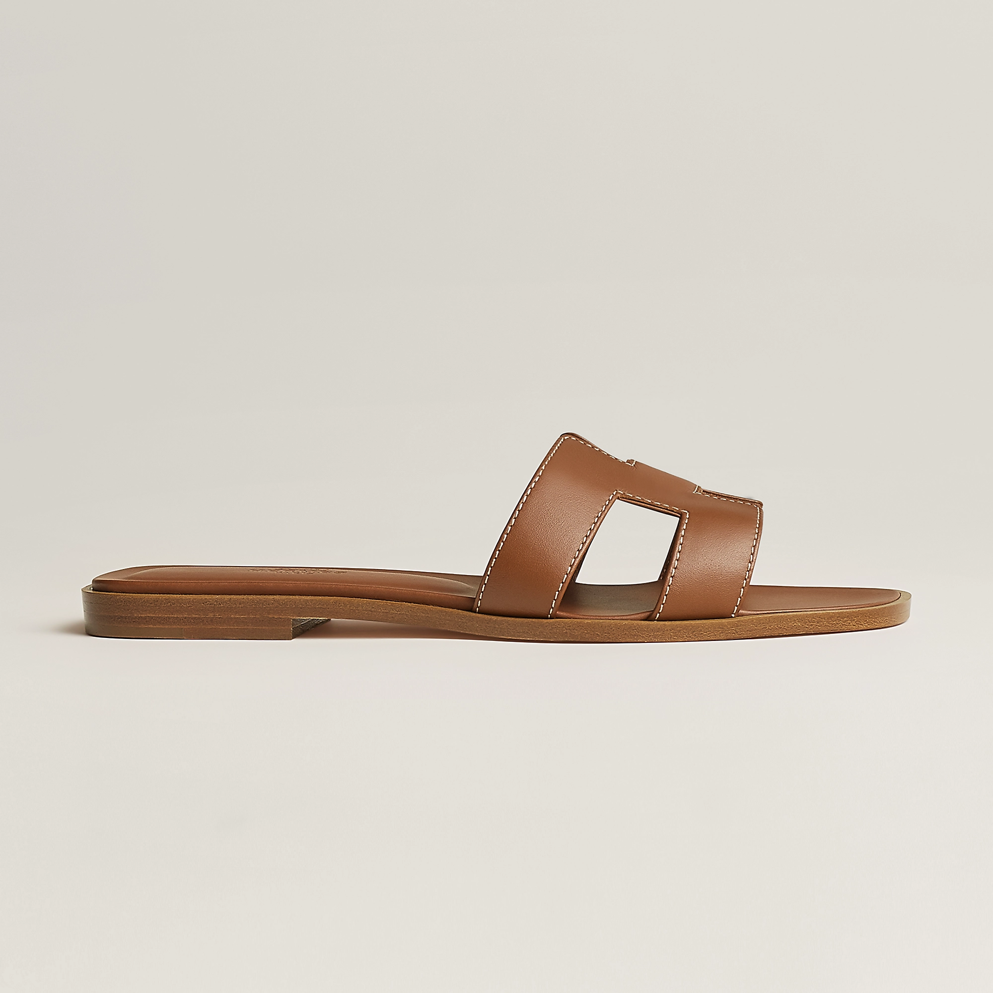 Hermes Oran SANDALS GOLD 金棕色 平地拖鞋