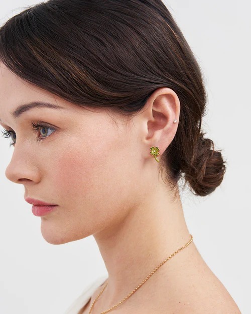 英國代購 -FABLE ENGLAND Gold Lucky Clover & Pearl Stud Earrings