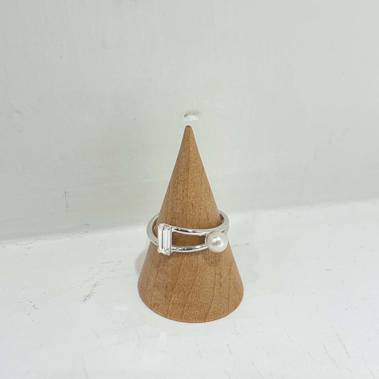 珍珠飾尾戒