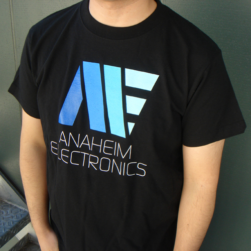 ｱﾅﾊｲﾑｸﾞﾗﾃﾞｰｼｮﾝTｼｬﾂ/BLACK COSPA 052526