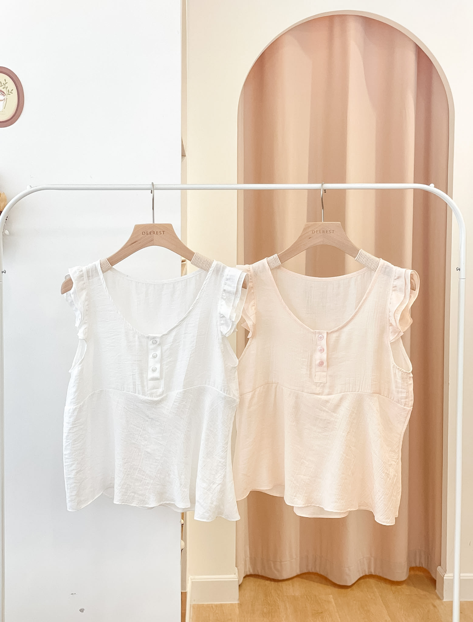 T1541 Willow Soft U-neck Top