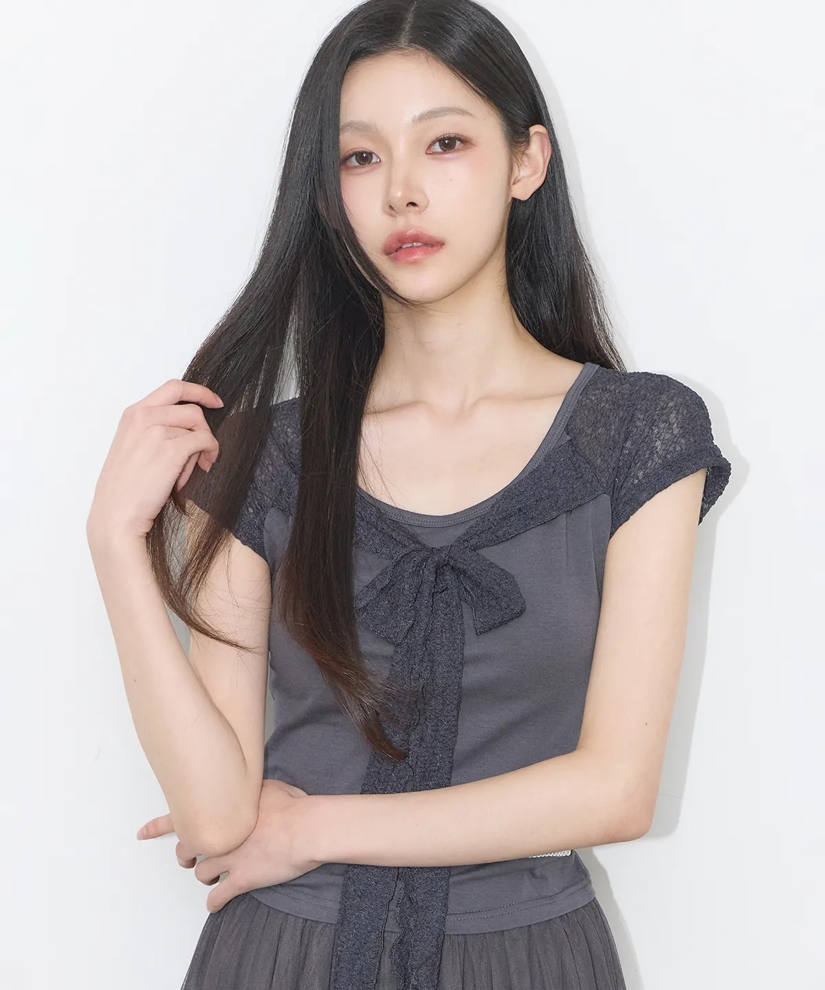 ILLIGO Lace Ribbon Color Block T-Shirt