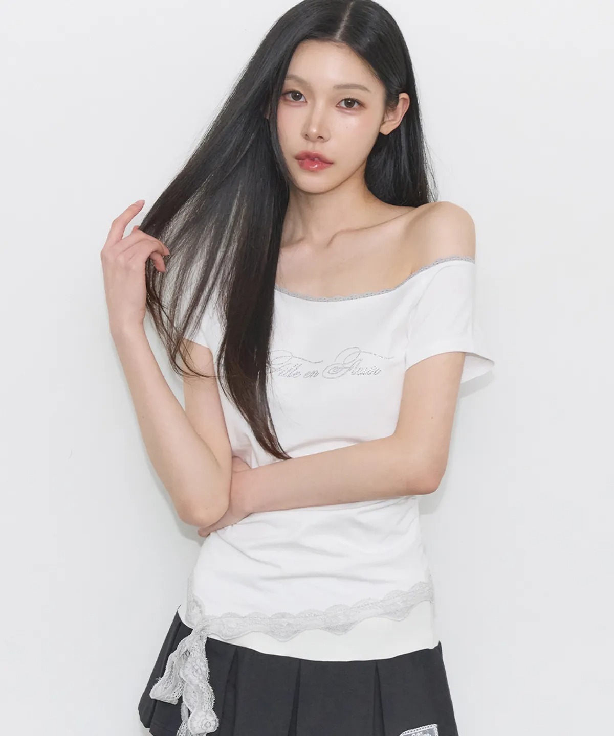 ILLIGO Lace Boat Neck Shirring Top