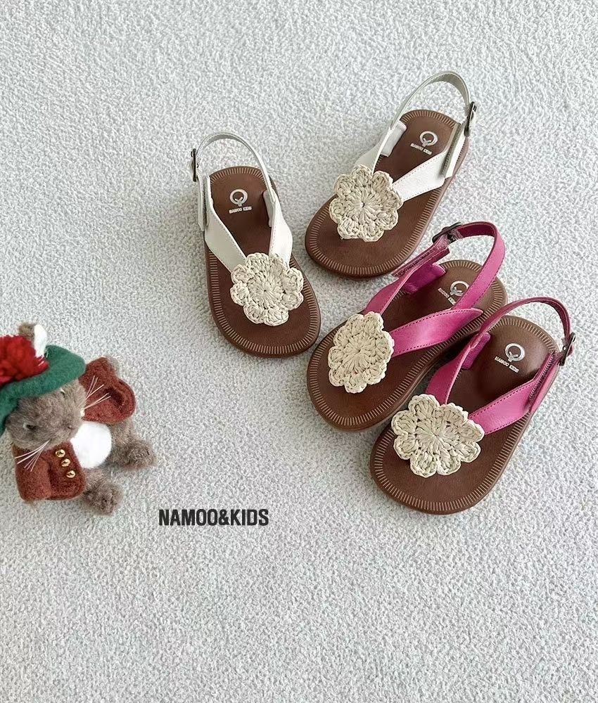 Namoo Vanilla Flower Flip-flops
