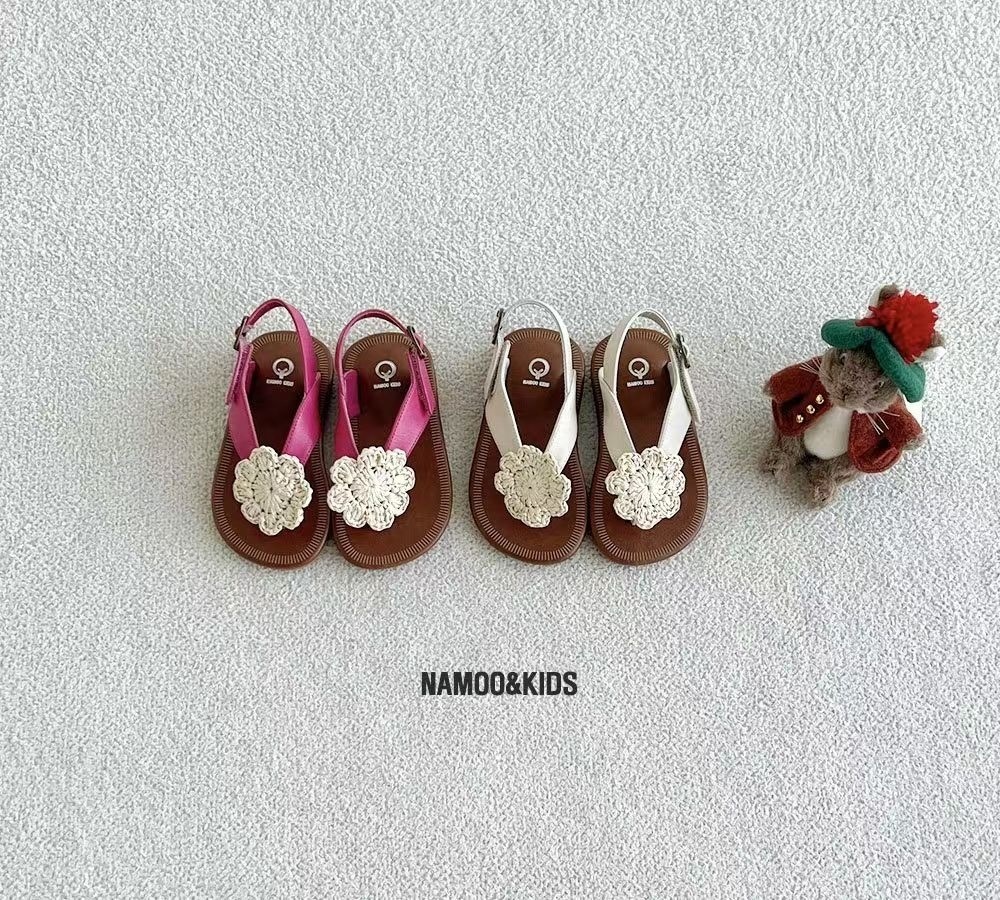 Namoo Vanilla Flower Flip-flops
