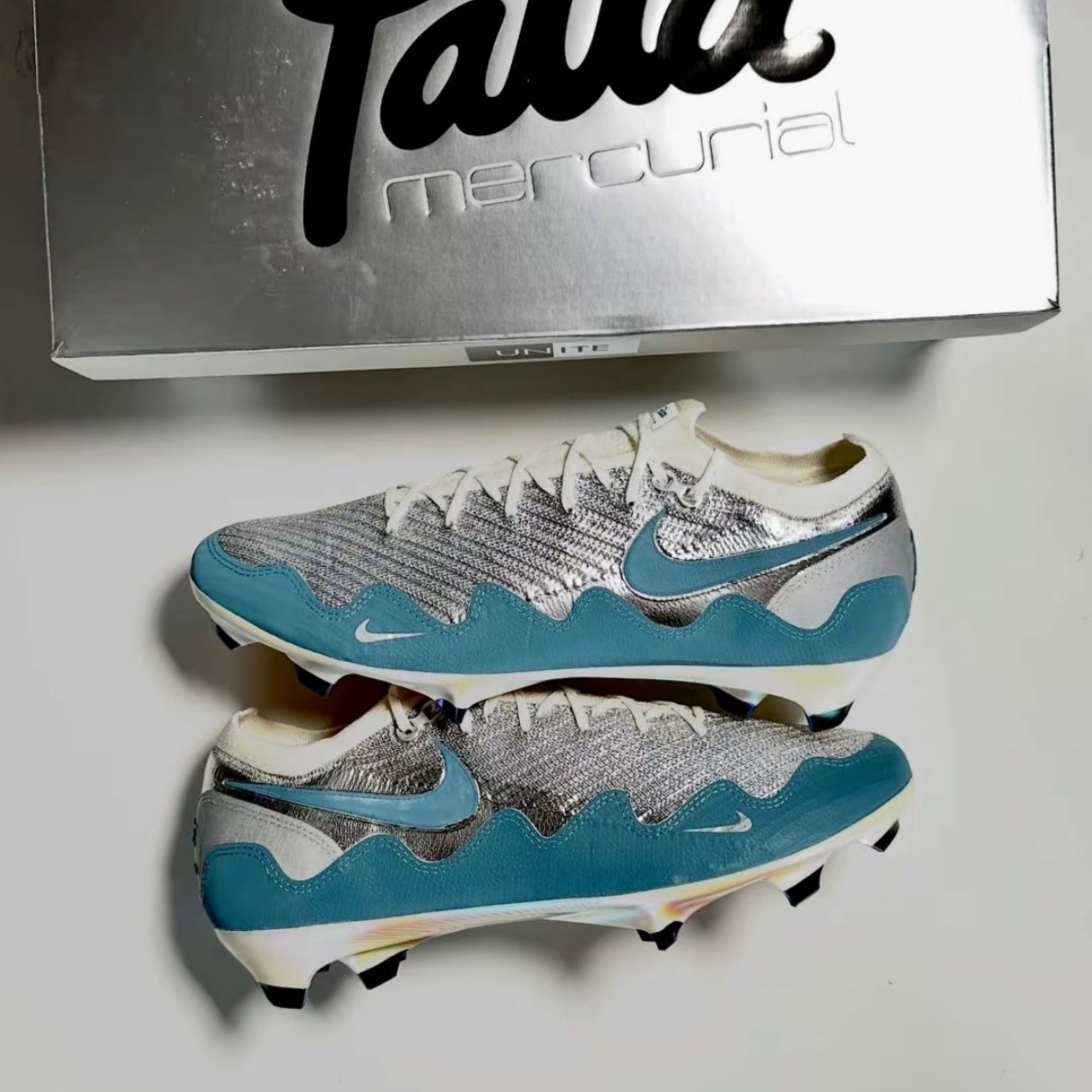 NICEDAY 代購 Patta x Nike Mercurial Vapor 16 銀藍 聯名 藍 水藍 復古 金屬 足球鞋 IQ3365-002