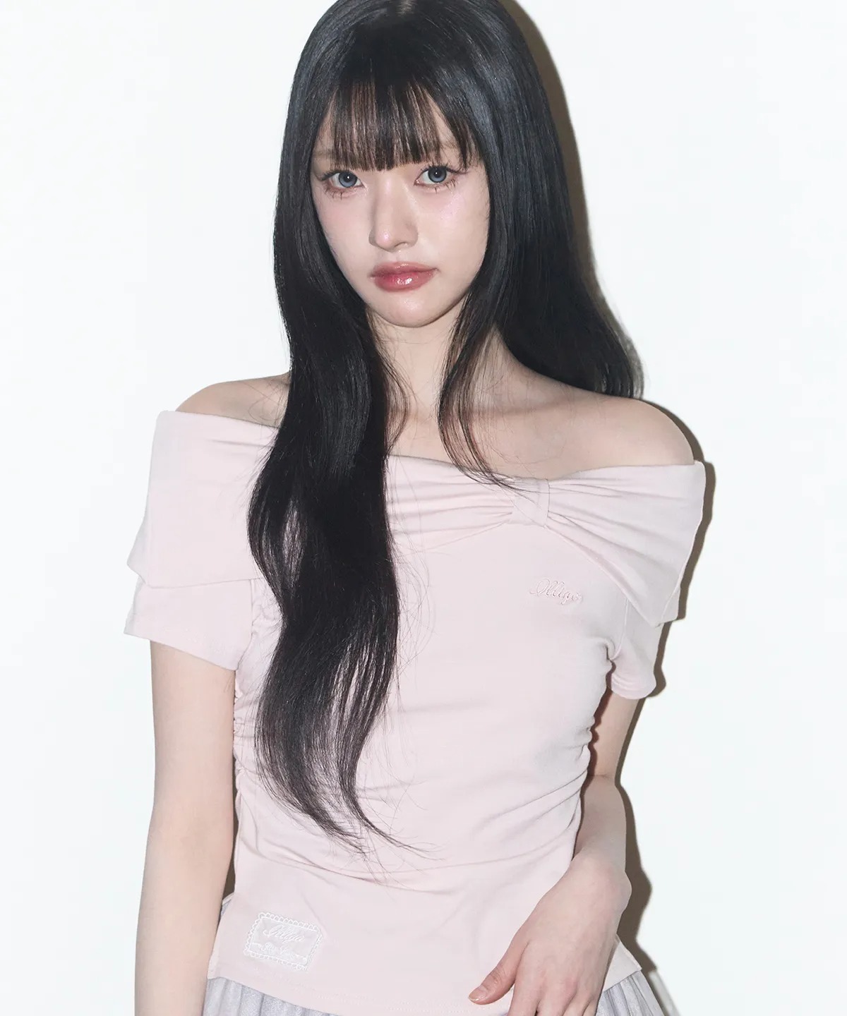 ILLIGO Bow Off Shoulder Tee