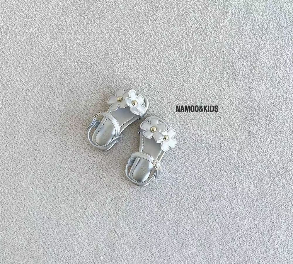 Namoo Soda Flower Sandals