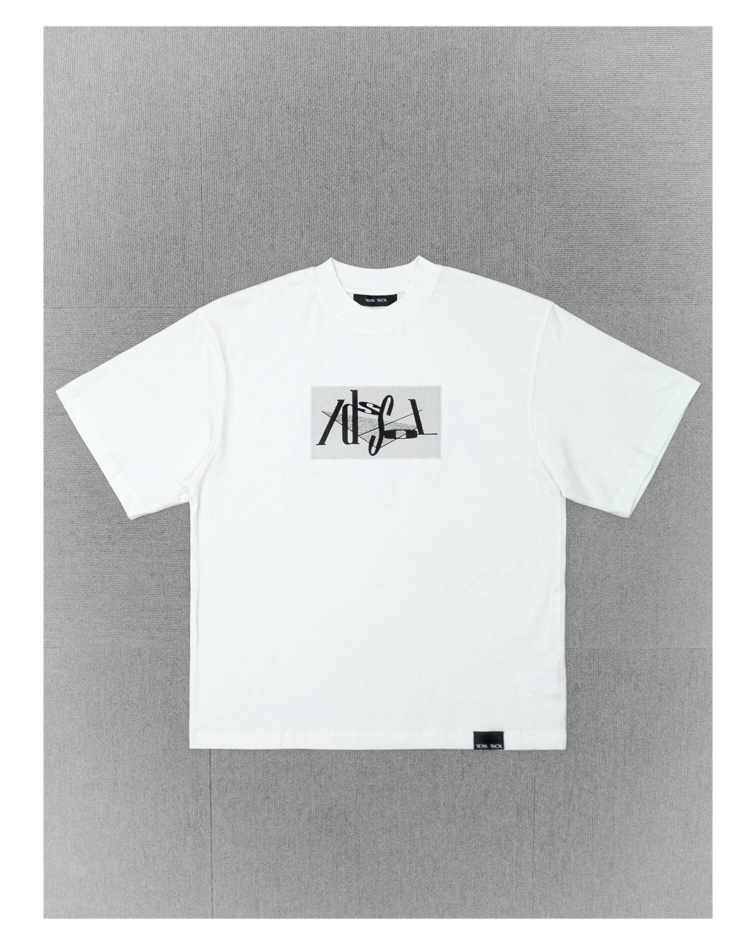 1dyLL｜1DS Captcha Boxy Tee (White)