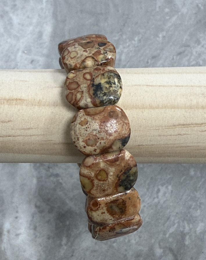 SS27 泰國財寶蛋面手排 約16*12mm(手排)