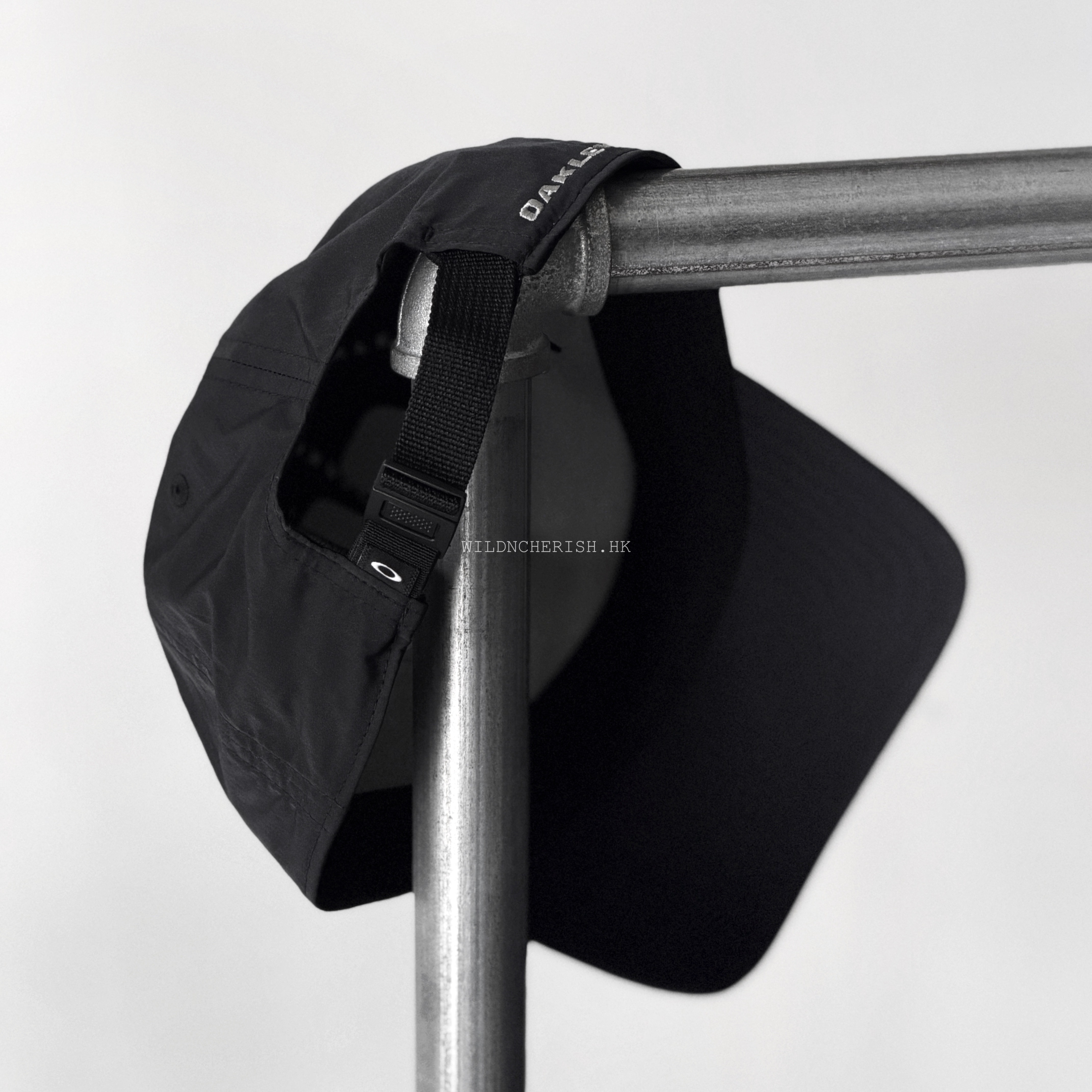 現貨 | Oakley Tincan LX Cap 金屬系列 速乾尼龍