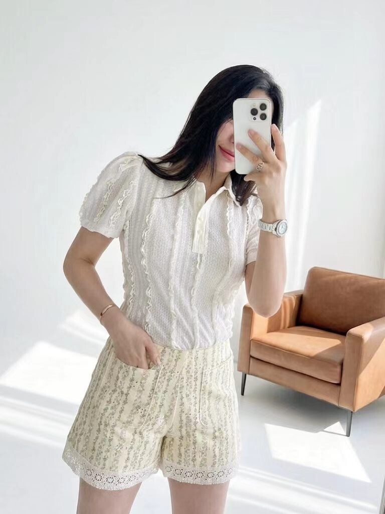杏蕾絲車線上衣