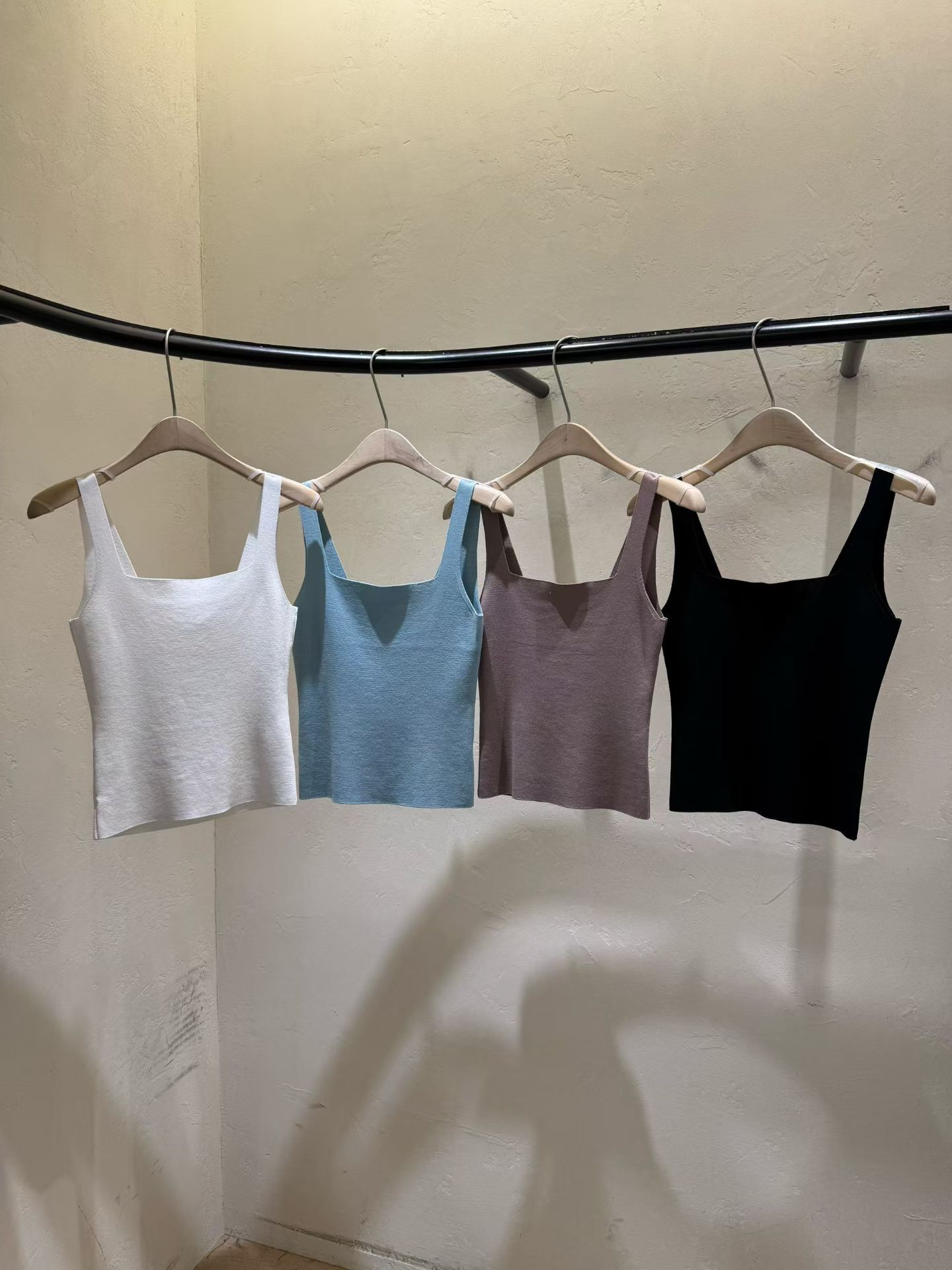 WJ2656 Aurora Square Sleeveless
