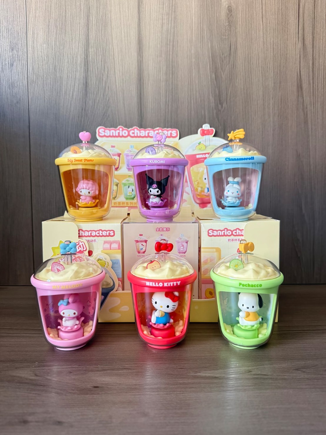 正版授權 SANRIO 三麗鷗 聯名款 光動樂 奶茶杯盲盒 6款