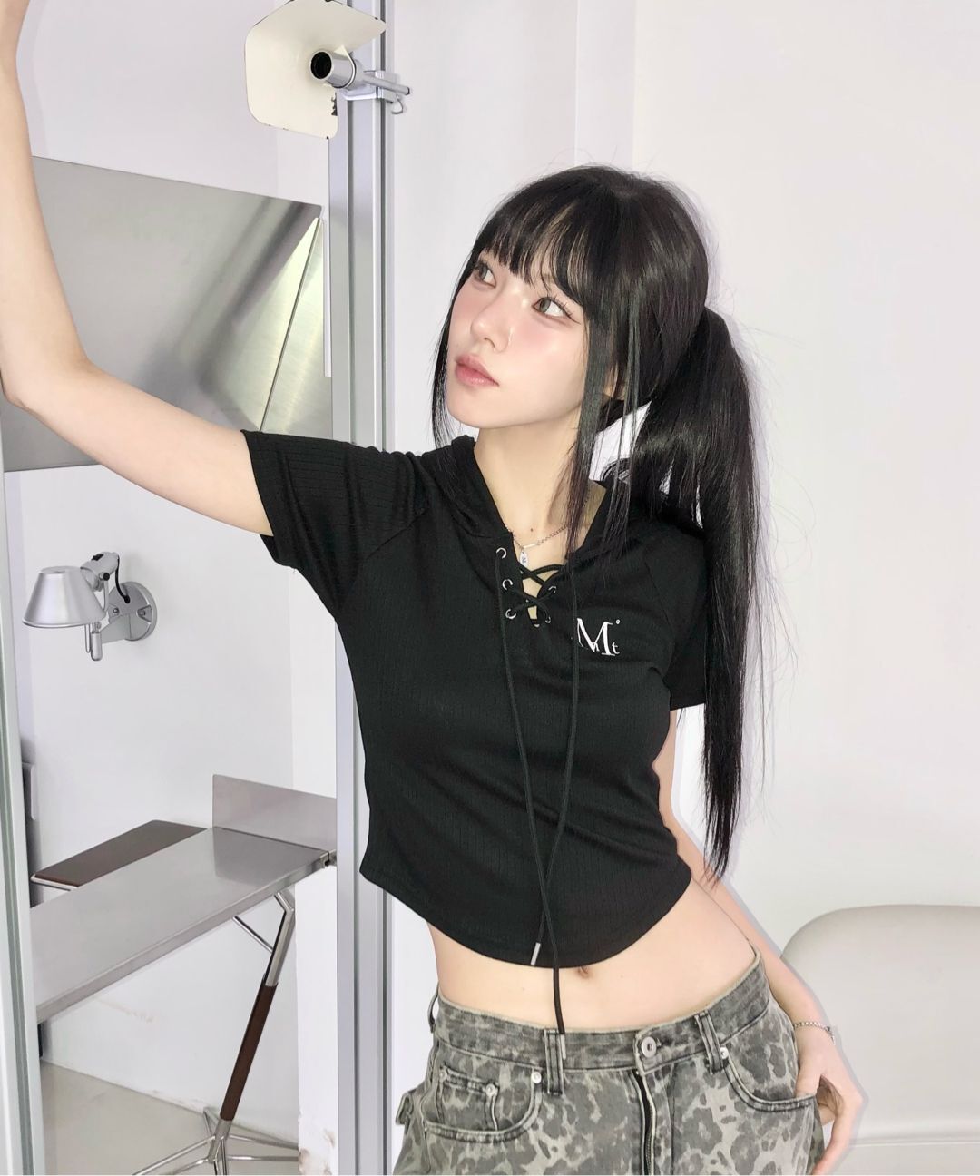 #預購 🇰🇷韓國26春夏 MUCENT 沖孔繫帶插肩連帽短袖 M37