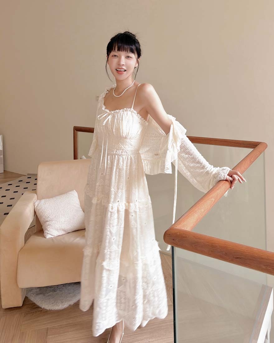 LINA LINA淺嚐浪漫荷葉外套刺繡洋裝兩件組-奶油杏