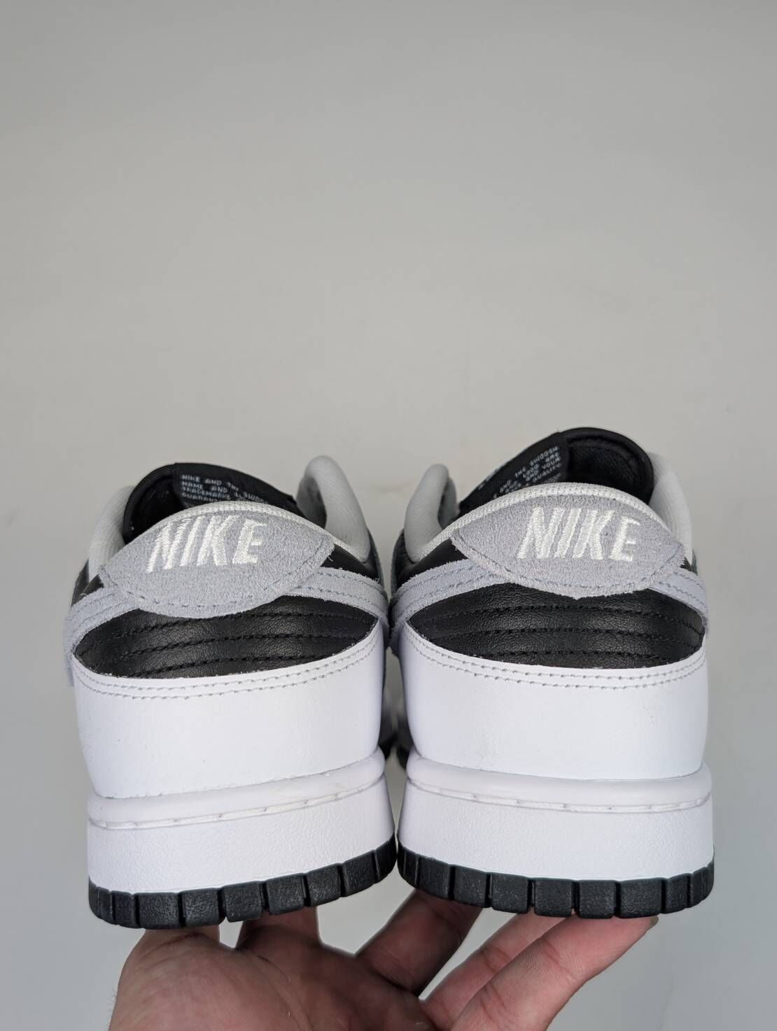微瑕疵-右腳內側一條刮痕 IB4620-141 M8.5 Nike Dunk Low Reverse Panda 反轉熊貓2.0
