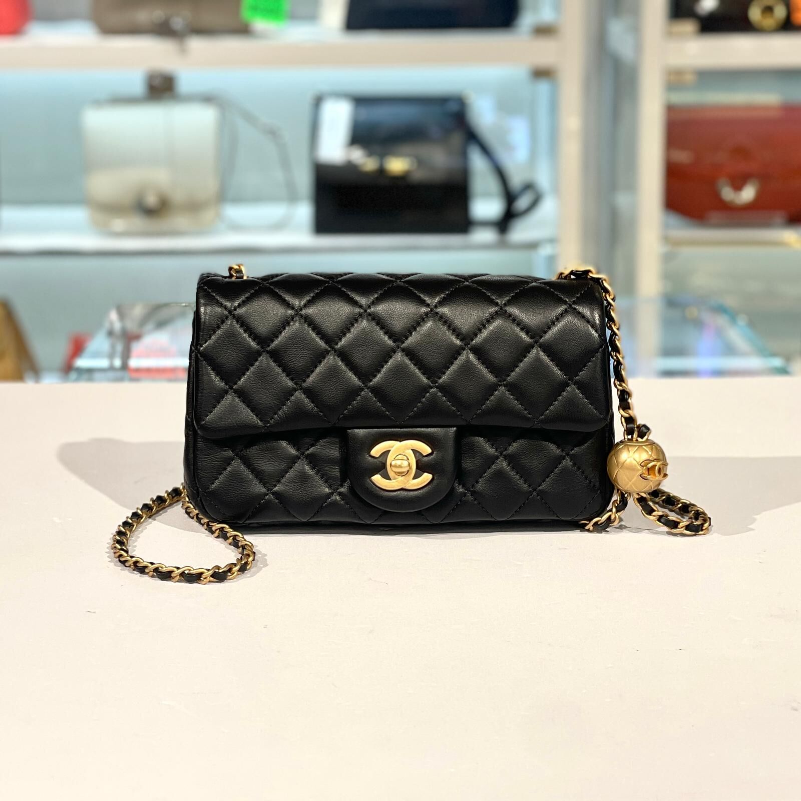 全新CHANEL AS1787 CF20 黑色羊皮 金波/金球袋 @晶片款#BRAND NEW #香榭站正品