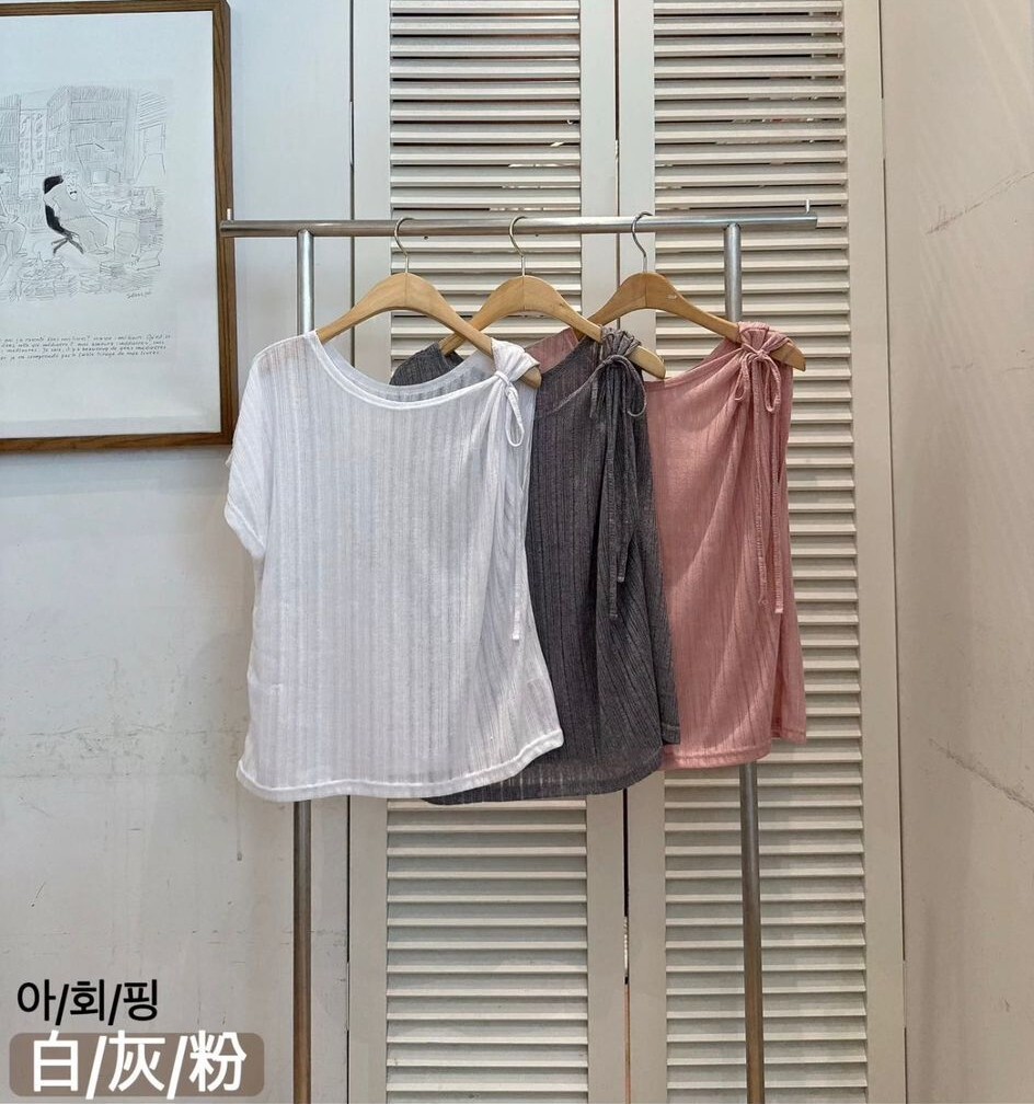 F74 胸41-68 長23.5 $369 (一口價)