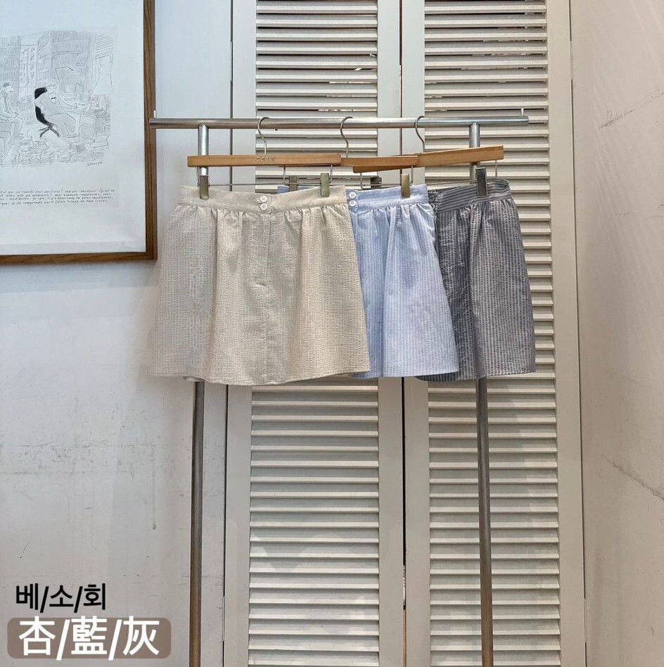 F75 腰26-32 HIP44 長15 $459 (一口價)