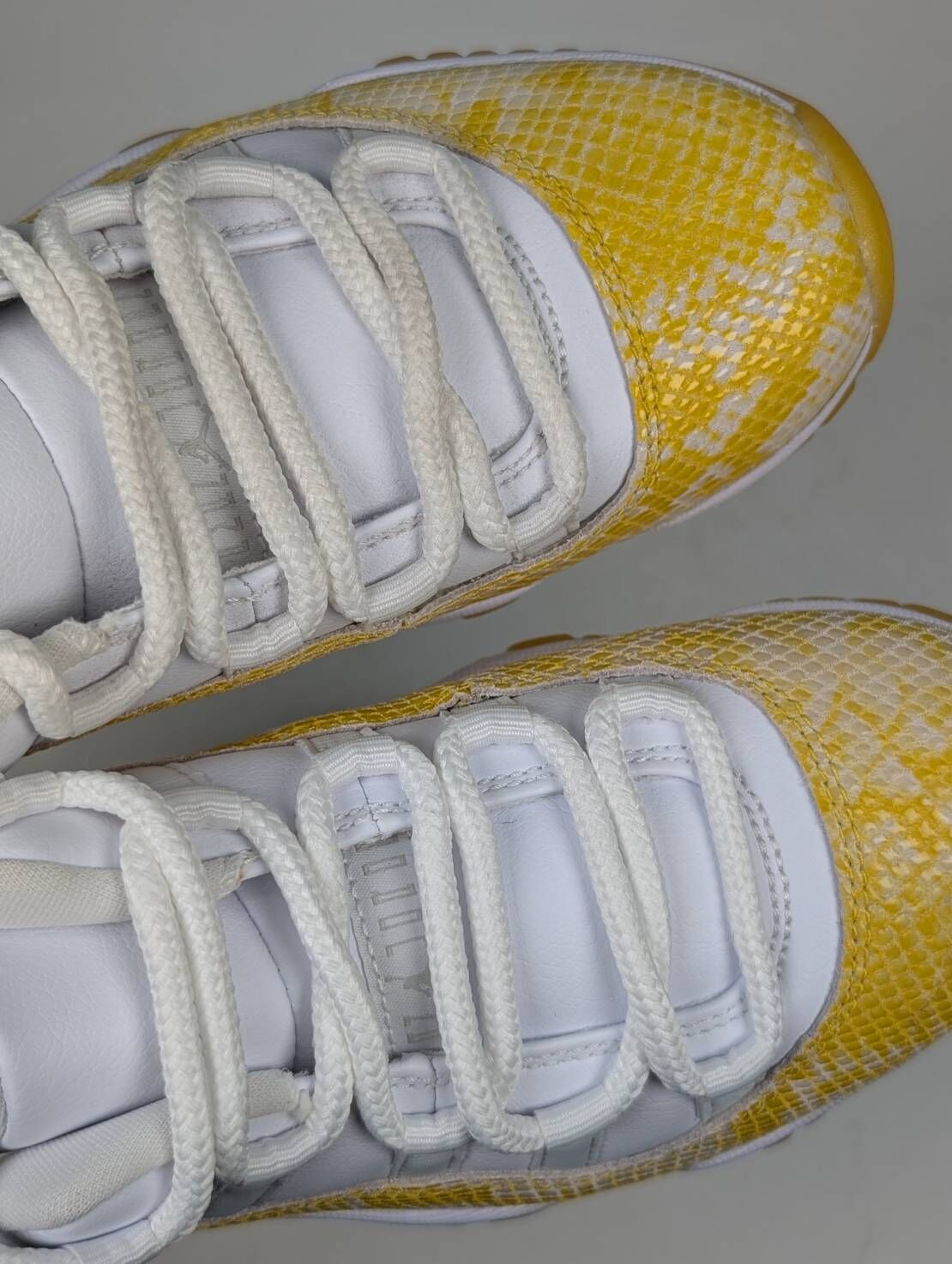 微瑕疵-左右腳鞋面鞋帶色差 AH7860-107 W6 Air Jordan 11 Low W "Yellow Snakeskin" 黃金蟒 蛇皮 女鞋 男女段