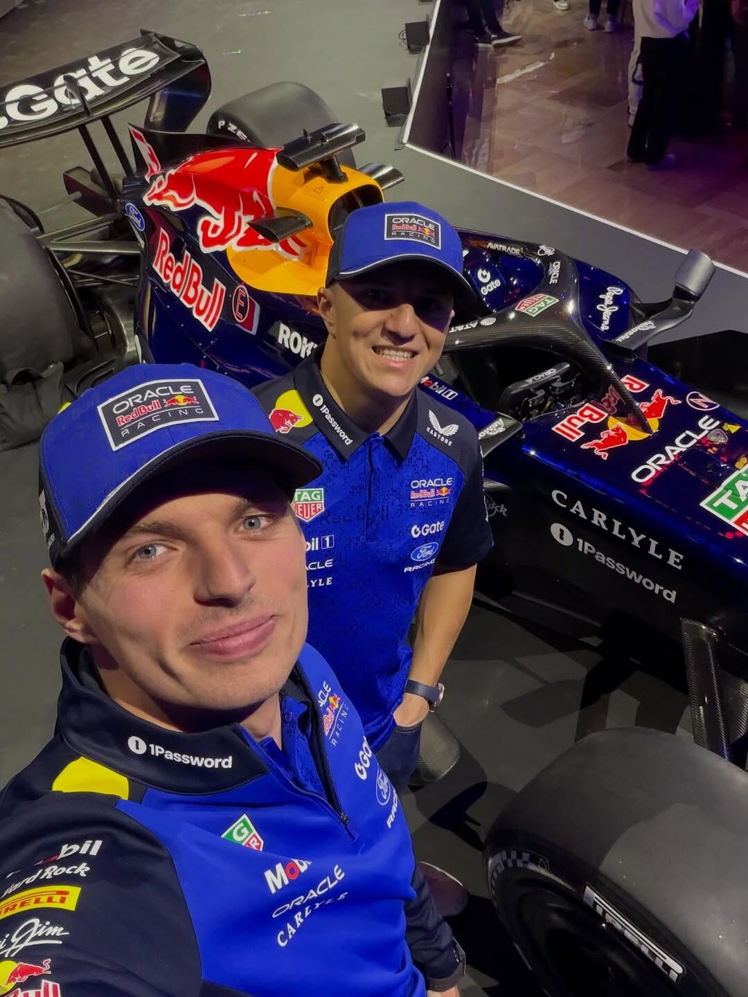 Isack Hadjar 與 Max Verstappen，Oracle Red Bull Racing F1 車手