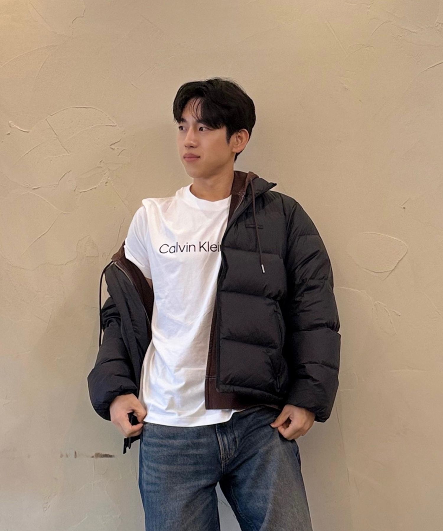 Calvin Klein Jeans Institutional Logo 短袖T恤 4RAB810YAA