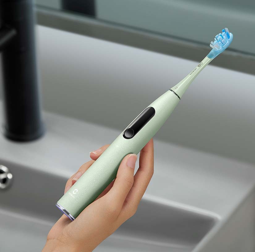 Oclean X Ultra 20 智慧音波電動牙刷 - 手感極佳