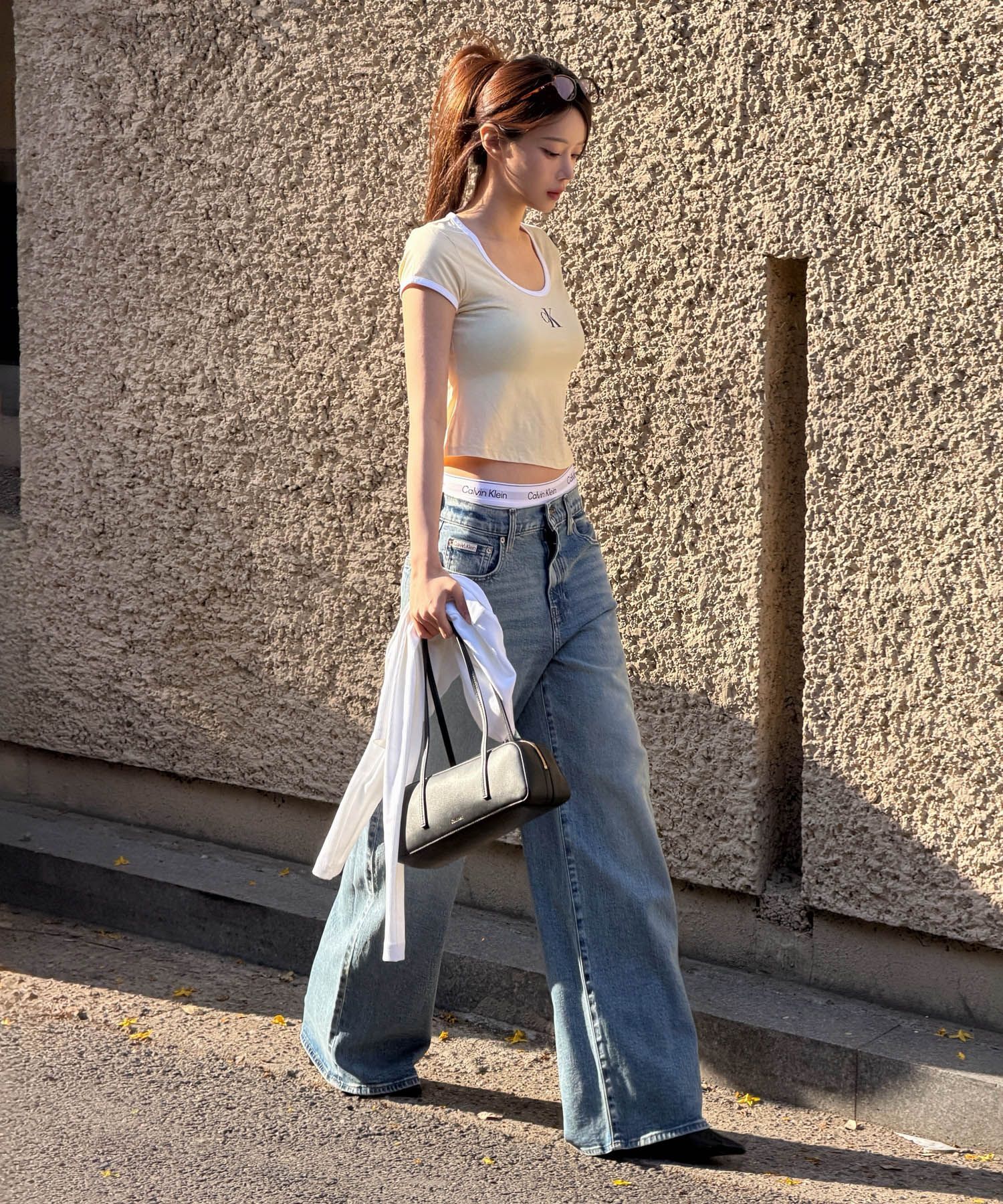 Calvin Klein Jeans Monologo 圓領短版短袖T恤 47G220GTGY