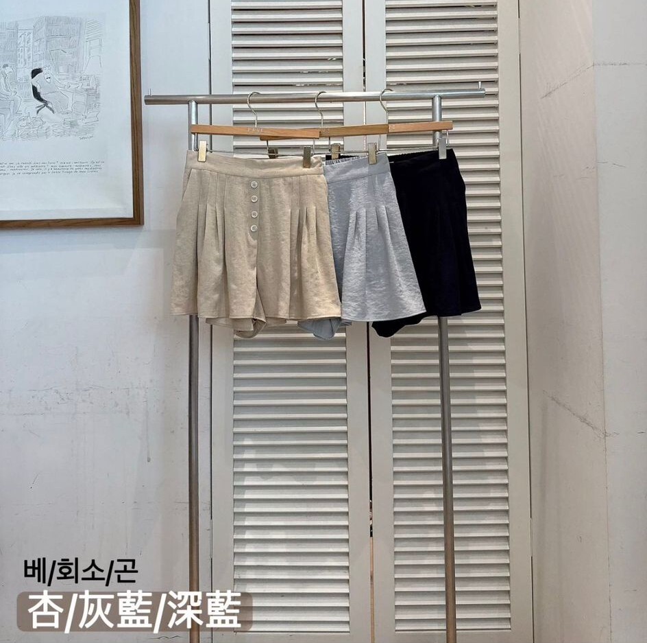 F105 腰25-32 HIP42 長14.5 $429 (一口價)