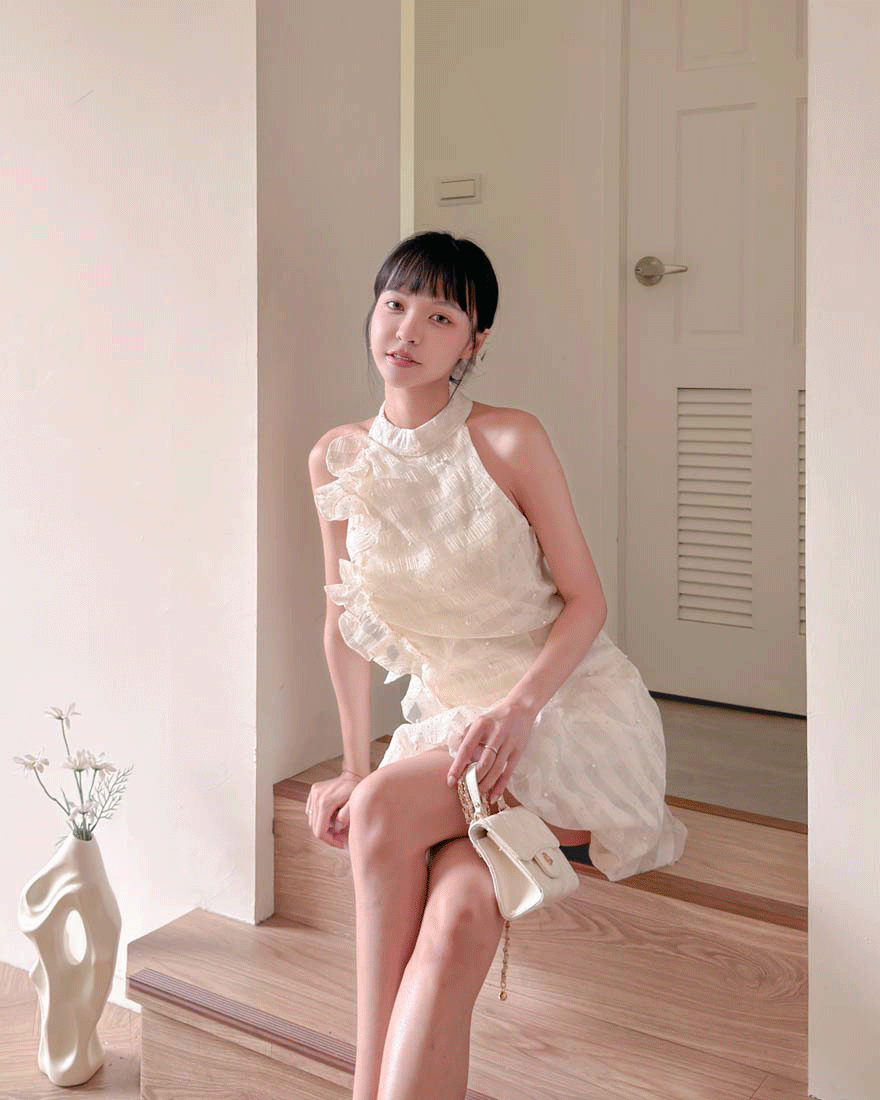 LINA LINA名媛香頌滿版珍珠燙鑽荷葉削肩洋裝-優雅杏S/M