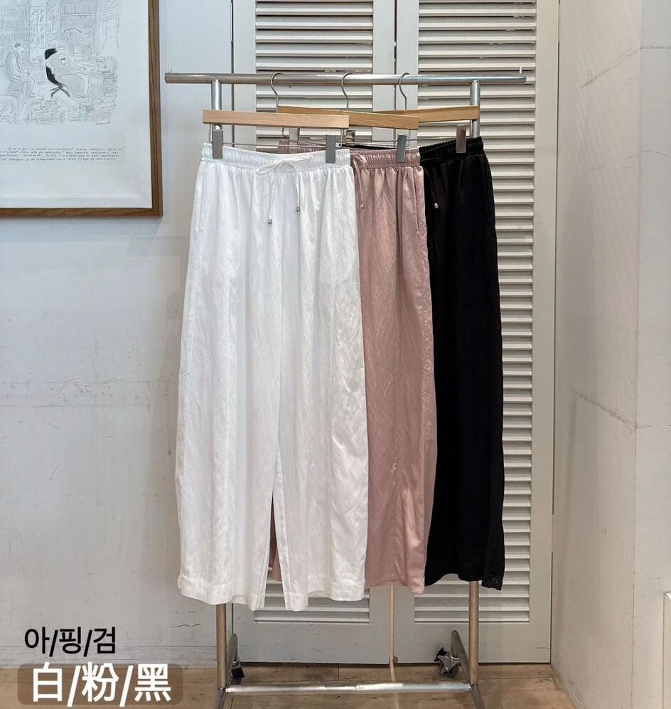 F114 腰26-41 HIP43 長38.5 $489 (一口價)