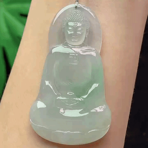 429337 翡翠冰種飄綠大日如來